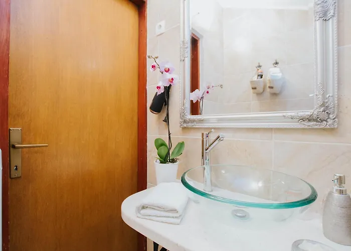 Toma * Τρογκίρ