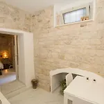 Toma Apartment