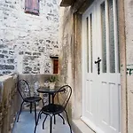 Apartment Toma Trogir