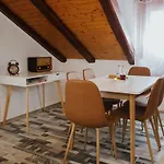 Toma Apartment