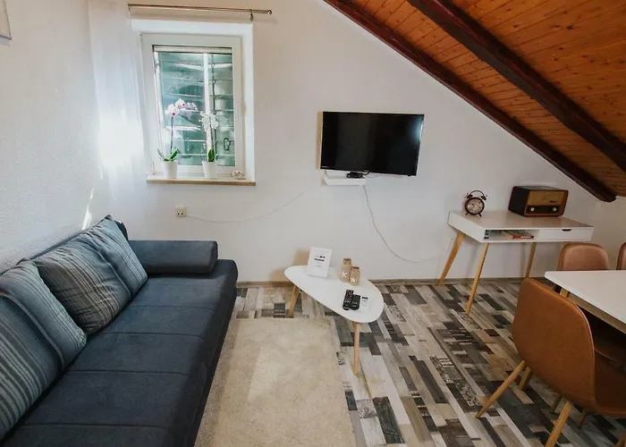 Toma Apartamento Trogir